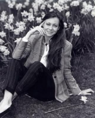 Jenny Agutter Puzzle Jigsaw Puzzle Choose a Size