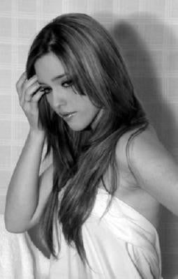 Lisa Marie Presley Puzzle Jigsaw Puzzle Choose a Size