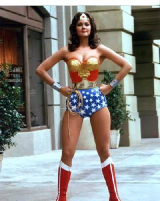 Lynda Carter T-Shirt A26140