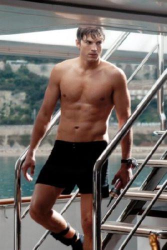 Ashton Kutcher T-Shirt #2