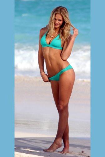 Erin Heatherton T-Shirt A14099