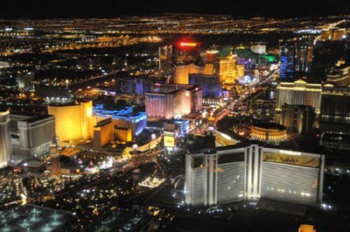 Las Vegas Puzzle Jigsaw Puzzle Choose a Size