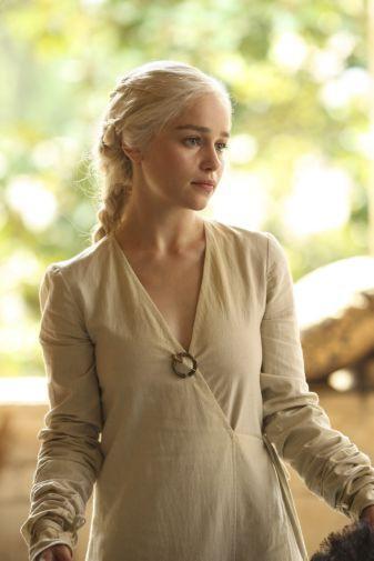 Emilia Clarke T-Shirt A13584